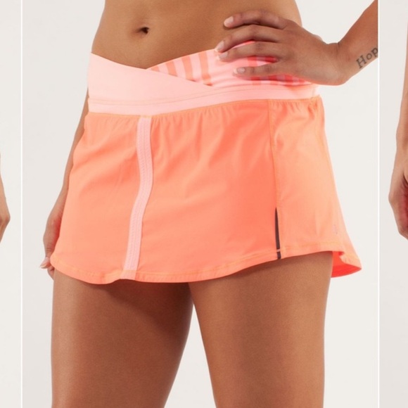 Lululemon run pace skirt size 6 - Picture 3 of 11